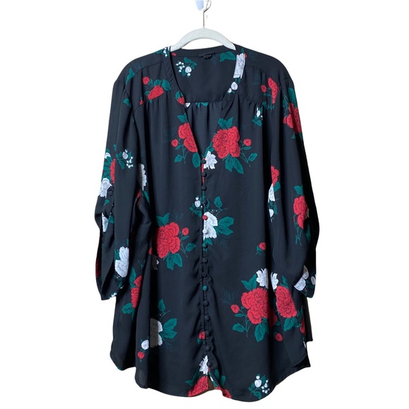 torrid black floral button front Georgette Short Sleeve Plus Size Black Top 4x. - Picture 2 of 6